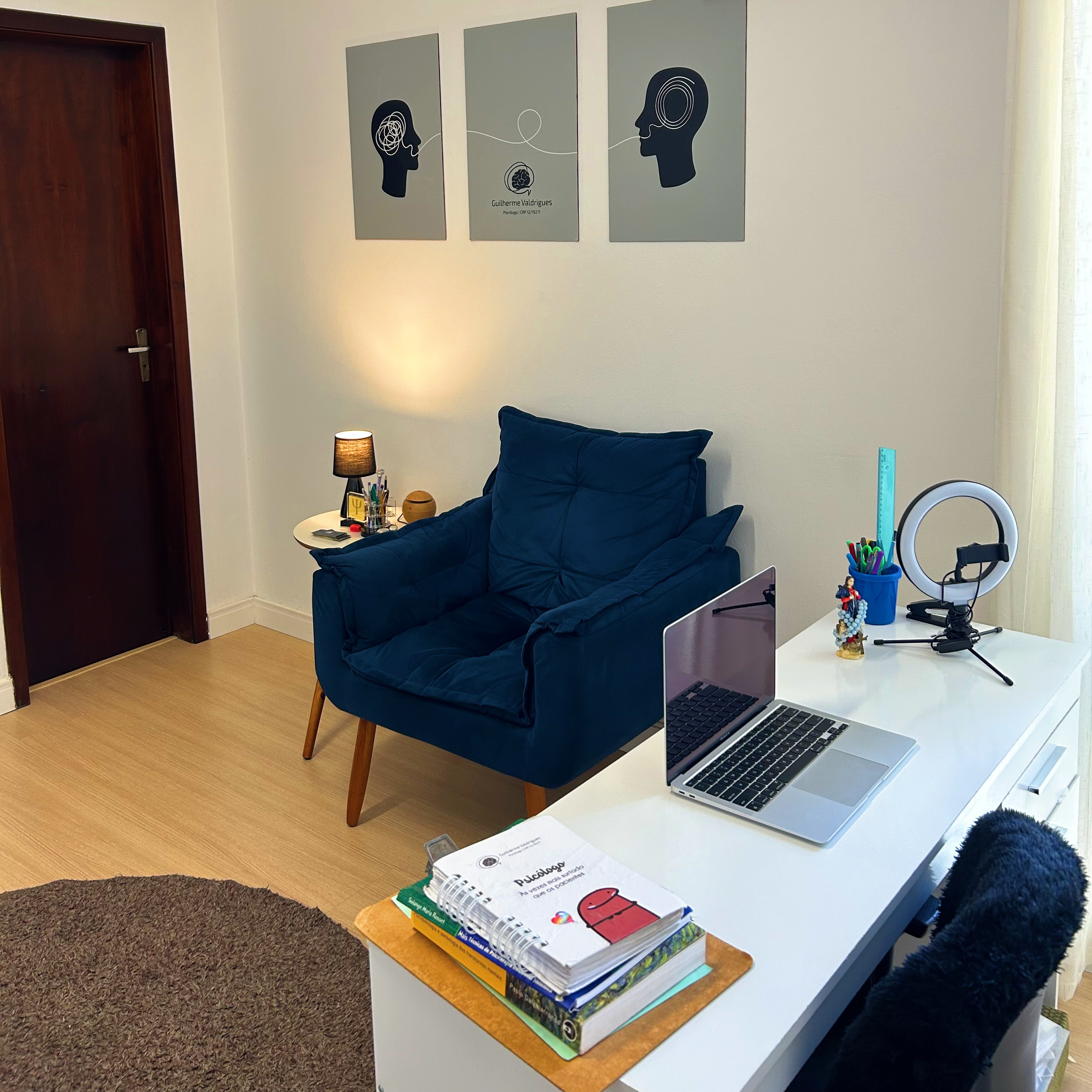 Espaço para atendimentos online - tecnologia e conforto